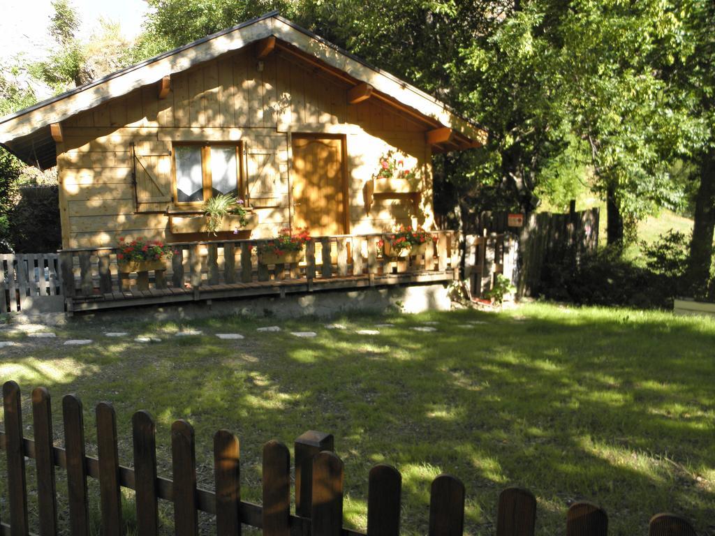 Gite Auberge Les Terres Blanches De Meolans Exterior photo